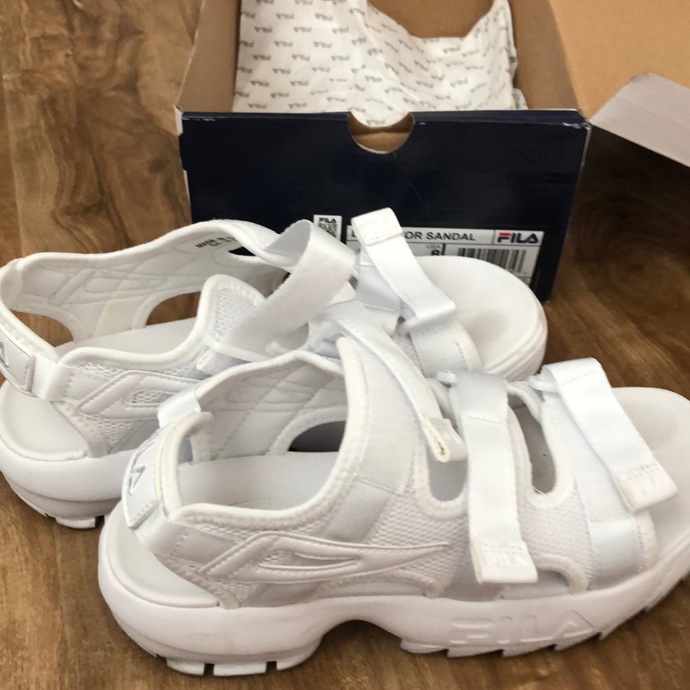fila disruptor sandal